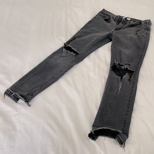 Gap - Black Destroyed Skinny Jeans